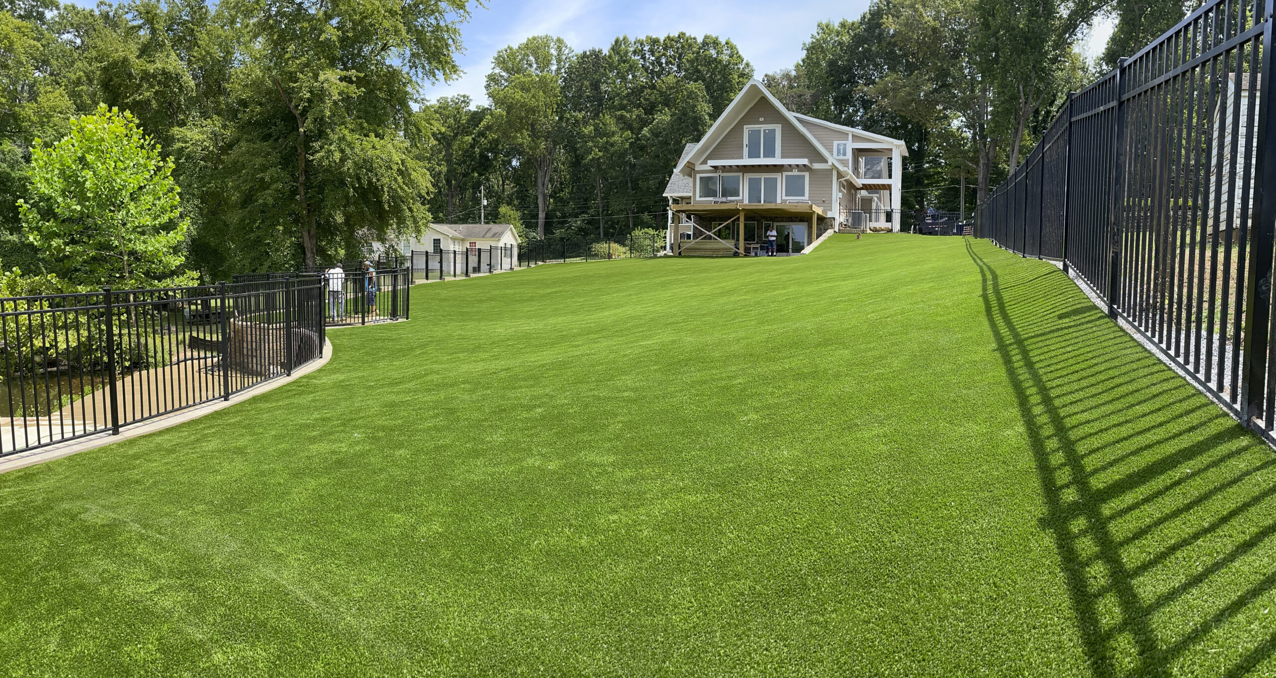 Backyard with K9Grass synthetic grass